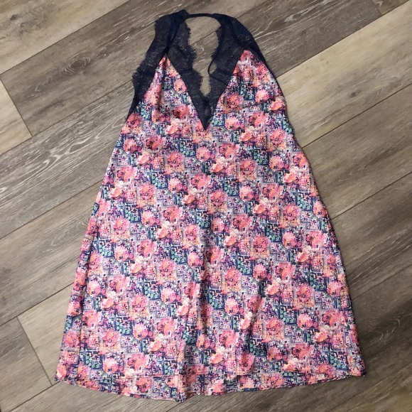 Victoria Secret Slip & Robe Set anniversary wedding - Picture 2 of 7